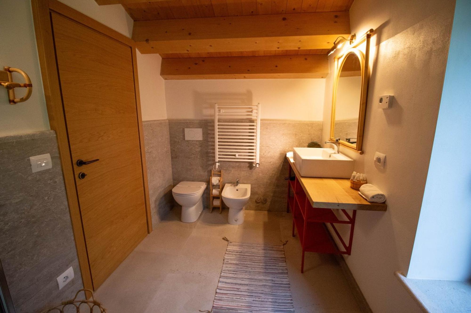 Agriturismo Ai Tre Sentieri Aurisina Rum bild